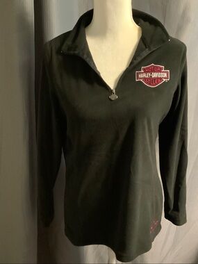 Harley-Davidson Black Pullover with Small Red Accent